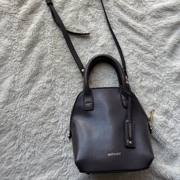 Matt & Nat Gessi Mini Vegan Leather Satchel / Crossbody Bag - Picture 9 of 15